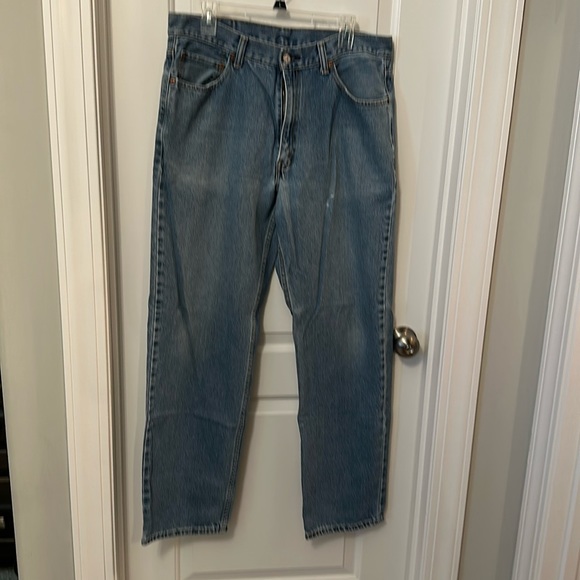 Levi’s Jeans - Picture 1 of 3
